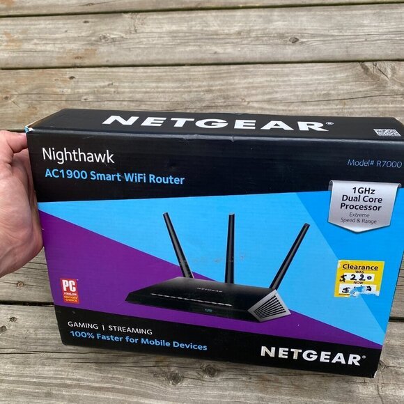 NETGEAR Nighthawk AC1900 Smart Wifi Router R7000 - Picture 4 of 9